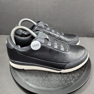 Womens Sz 9.5 Black Kuru Chicane Athletic Shoes